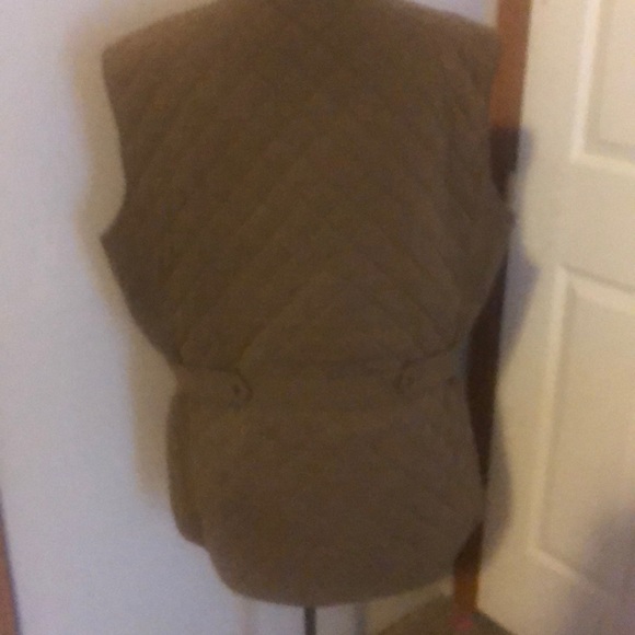 Vintage Olive Quilted Vest by Duluth - Picture 2 of 4